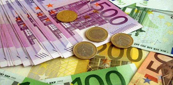 55311d88 9e30 400b b71e 30325c338451 1704euro preview